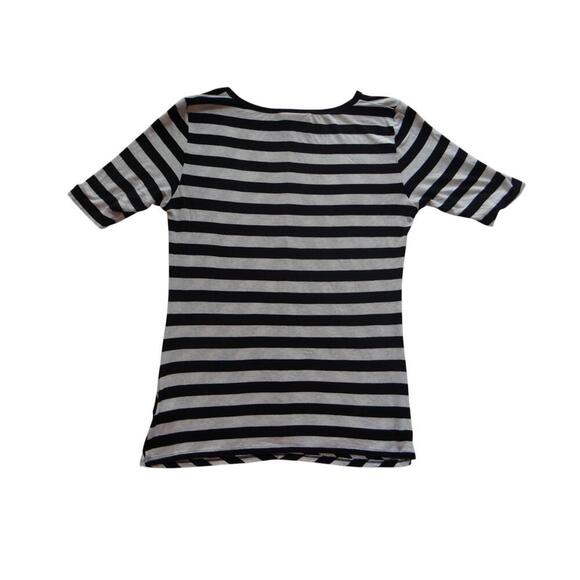 LuLaRoe Black and White Striped Shirt - Stylish and Versatile - Picture 2 of 3